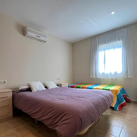 Apartamento Con A/A, Piscina, Parking, Cerca Del Centro Y La Playa - Es-89-110 *