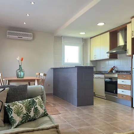Apartamento Con A/A, Piscina, Parking, Cerca Del Centro Y La Playa - Es-89-110 Apartment *